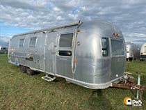 Airstream w/drive-up windows