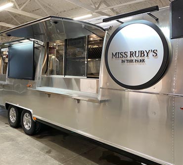 New Custom Airstream Excella 30ft food trailer, bar trailer