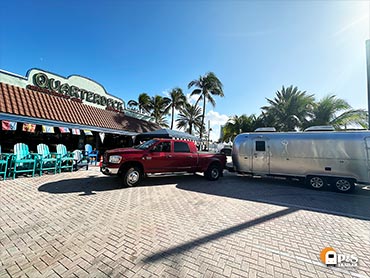 Quarterdeck Ft Lauderdale Airstream seafood bar