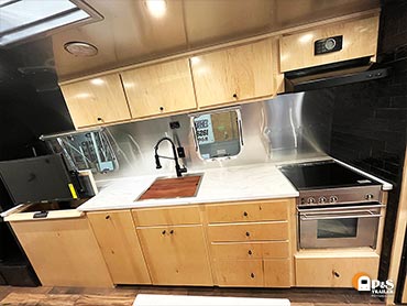 Custom 33ft Airstream Excella