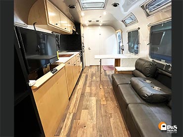 Custom 33ft Airstream Excella