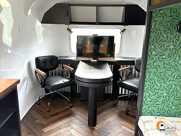 Airstream Office - Snowy Owl Farm