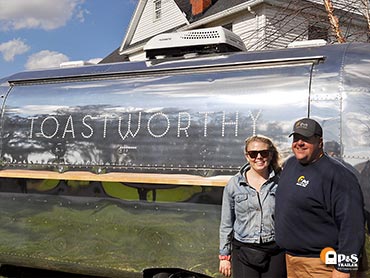 Toastworthy Airstream Bar - Kevin Ruth